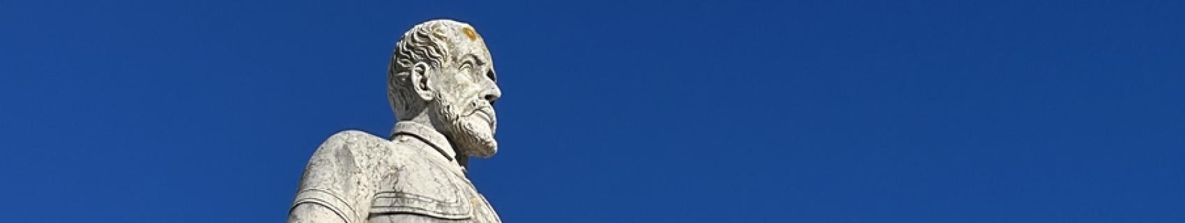 Escultura en mármol de Hernando de Soto (1866)